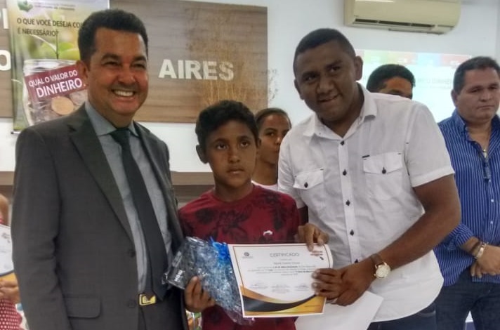 Projeto premiou os melhores trabalhos dos estudantes da rede municipal PHOTO 2018 12 14 12 18 07