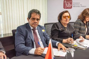BRASÍLIA – Danilo de Castro assina protocolo para enfrentamento à violência contra a mulher